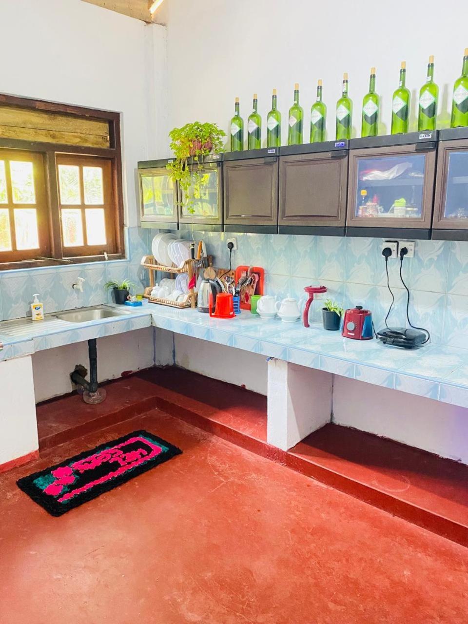 Pradeep Guest House Мирисса Экстерьер фото